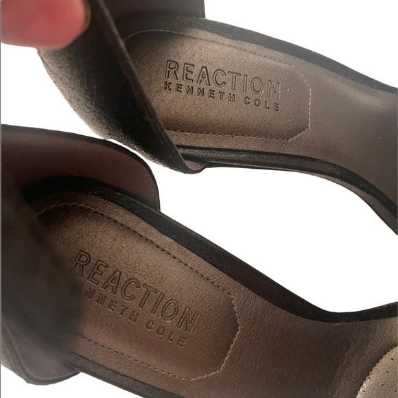 Kenneth Cole Reaction Black Stiletto Heel Open Toed Shoes Size 8M NWOT - Picture 8 of 8